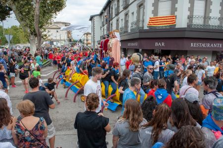 Imagen Participación en la cabalgata de inicio de las Fiestas de Graus 2024