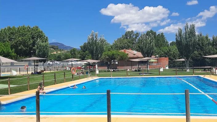 Imagen LICITACIÓN PÚBLICA DEL SERVICIO DE BAR-CAFETERÍA EN LAS PISCINAS MUNICIPALES DE GRAUS